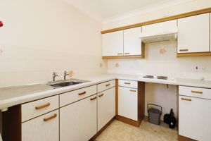 KITCHEN- click for photo gallery